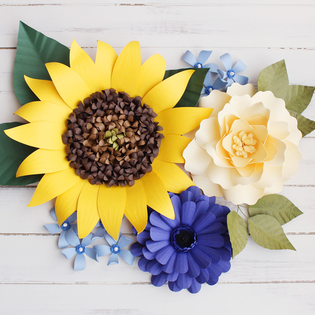 前田京子のペーパーフラワー、ペーパーアート、ペーパークラフトの紙のひまわり