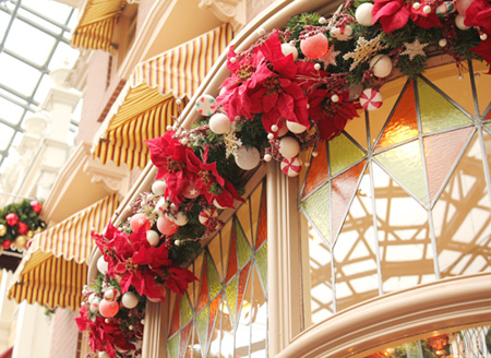 �f�B�Y�j�[�����h�̃N���X�}�X�f�R���[�V�����Ɋw��