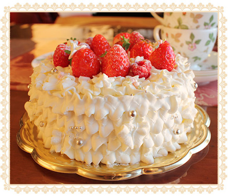 �A�j�o�[�T���[�ŃP�[�L���b�X��