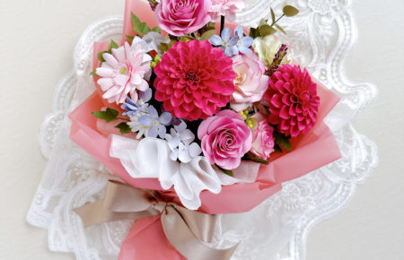 前田京子のペーパーフラワー、ペーパーアート、ペーパークラフトの紙の花